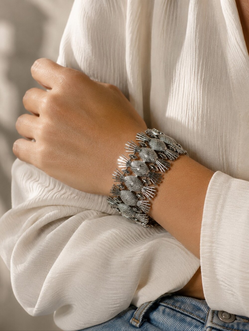 Vintage Sarah Coventry Pineapple Bracelet 1950-60s Mid-Century Silver Tone Wide